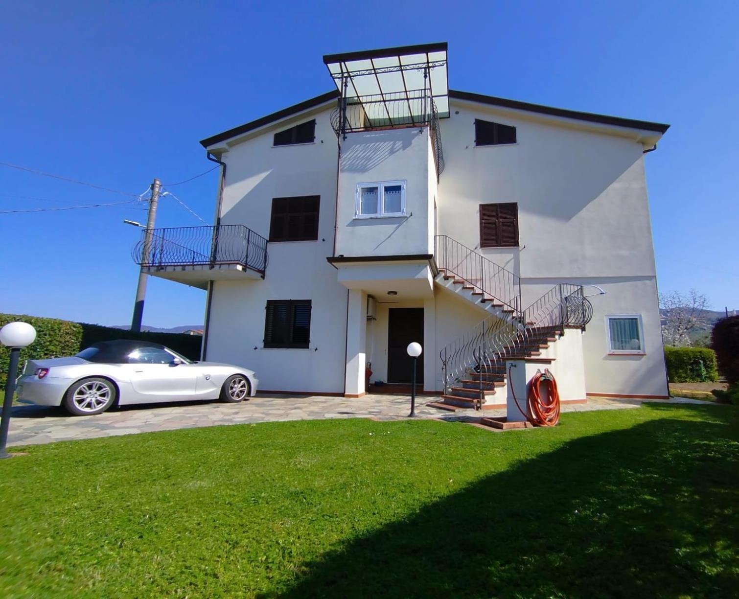 Ca' Fra E Oly Apartman Castelnuovo Magra Kültér fotó