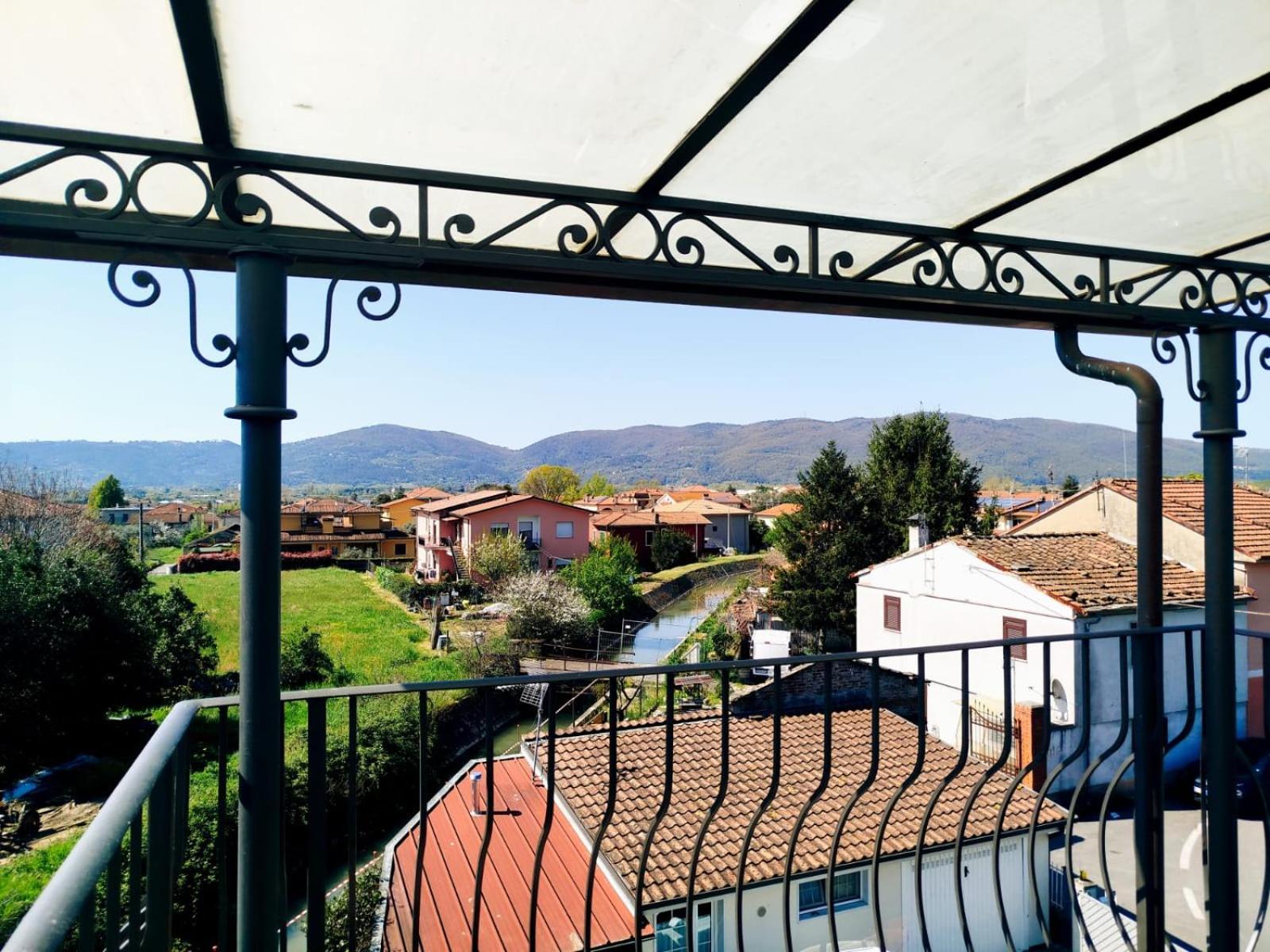 Ca' Fra E Oly Apartman Castelnuovo Magra Kültér fotó